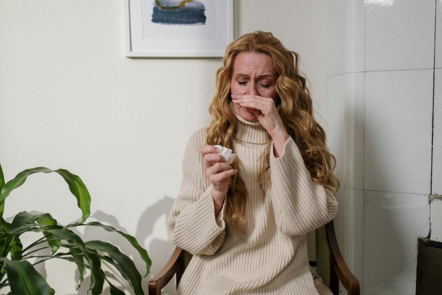 Managing seasonal allergies naturally